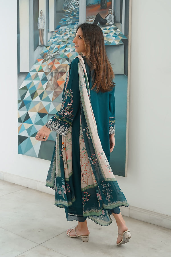 Teal Gardenia - RTW