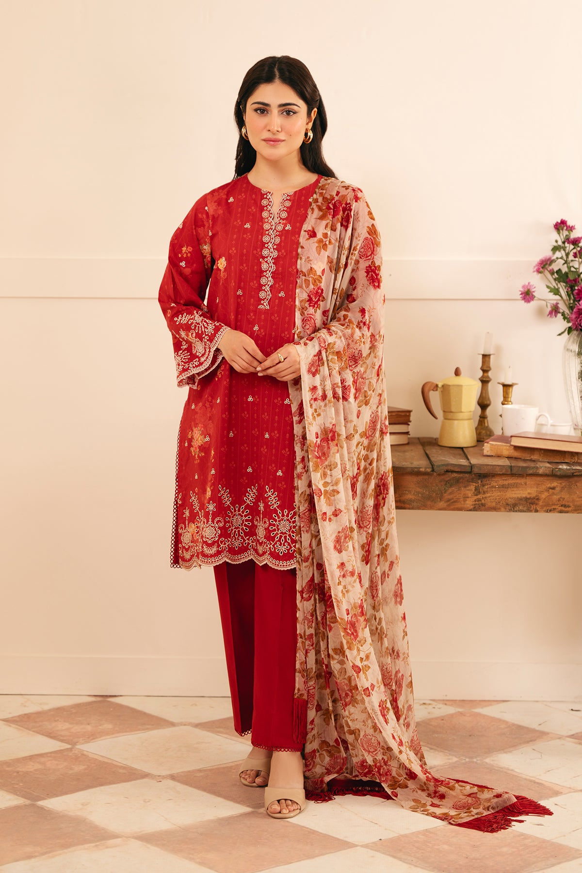 Saharr Antique Rosewood – Sahar