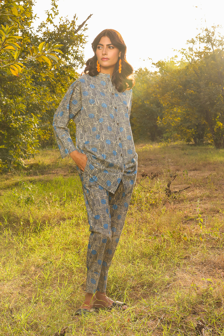 Black Suit | 2pcs | Unstitched | Lawn 